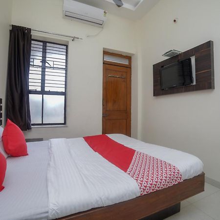 Oyo 46697 Hotel Gopi Nagpur Eksteriør bilde