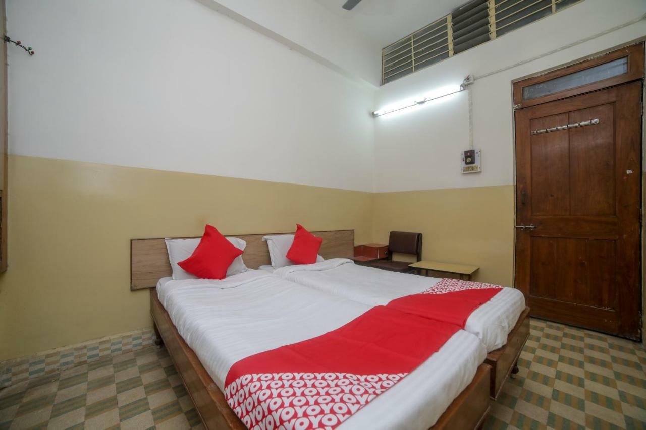 Oyo 46697 Hotel Gopi Nagpur Eksteriør bilde