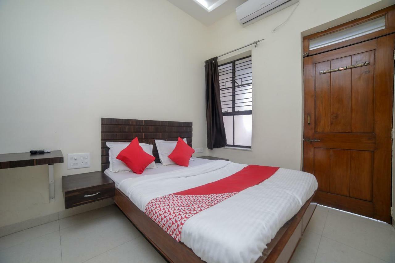 Oyo 46697 Hotel Gopi Nagpur Eksteriør bilde