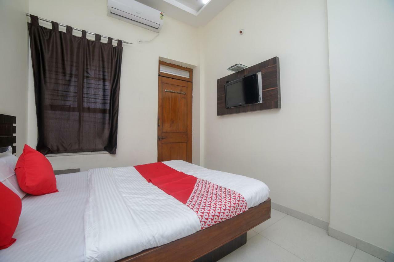 Oyo 46697 Hotel Gopi Nagpur Eksteriør bilde